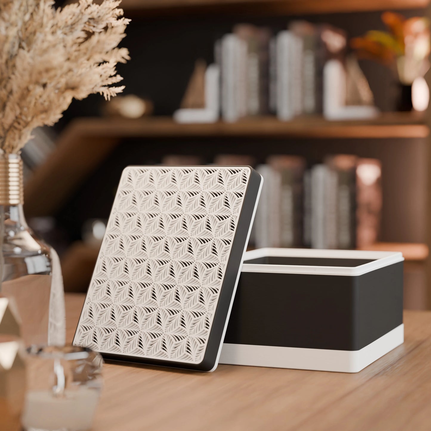 Elegante Geschenkbox, geöffnet, mit Blattmuster, Gross - 25x20x14, Farbe Schwarz