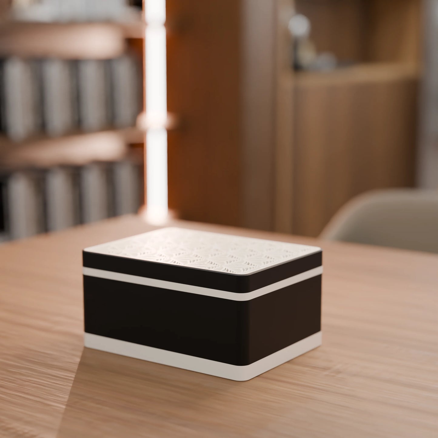 Elegante Geschenkbox von oben, mit Blattmuster, Mittel - 20x15x10, Farbe Schwarz