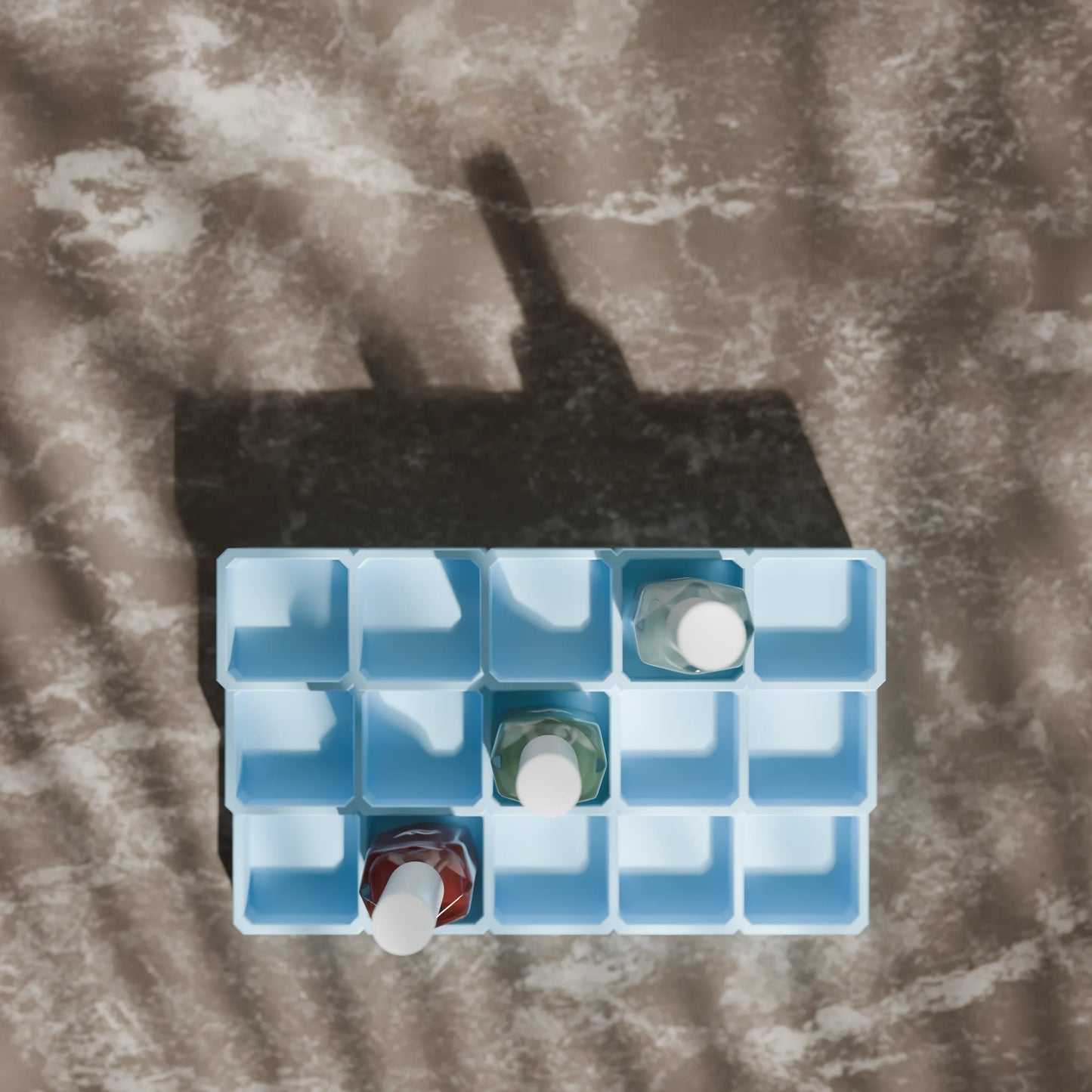 LackLounge, a nail polish stand from above - 5 x 3 - Ice
