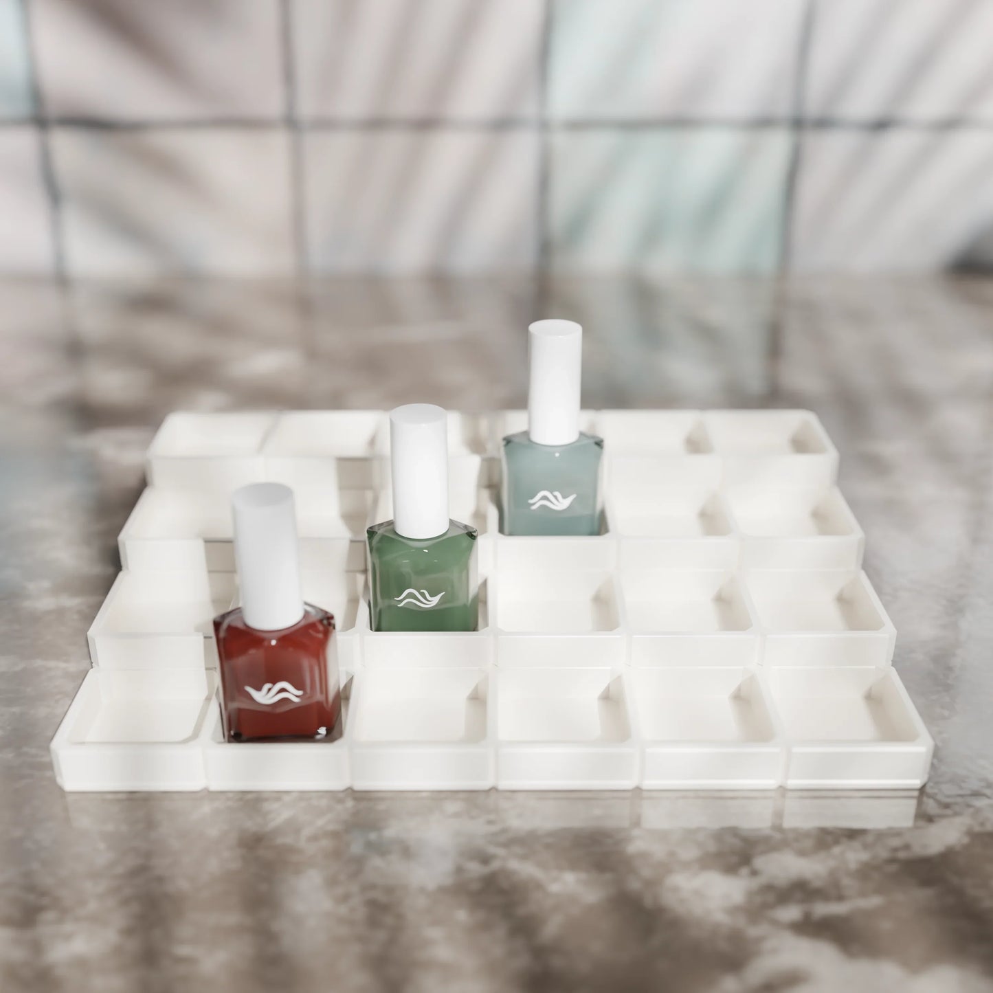 LackLounge, a nail polish stand - 6 x 4 - Cotton White