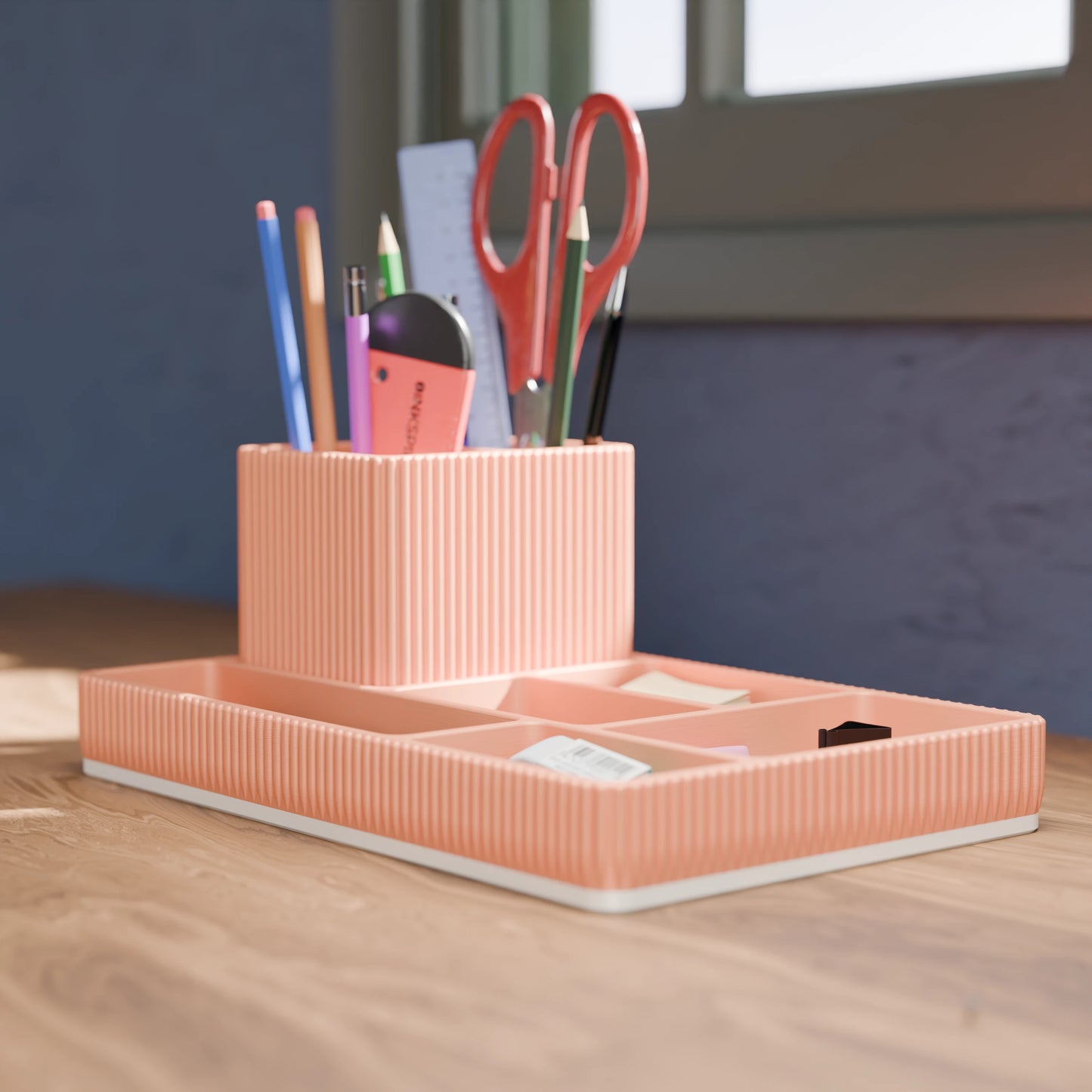 Praktischer Schreibtisch Organizer Doric von der Seite in der Farbe Pfirsich